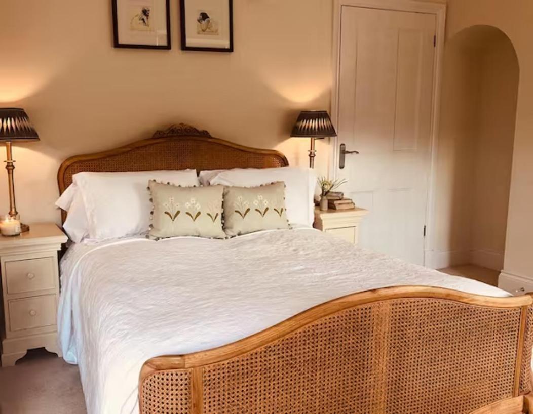 Pass The Keys Old Beams Luxury Style & Comfort In Town Centre Bakewell Ngoại thất bức ảnh
